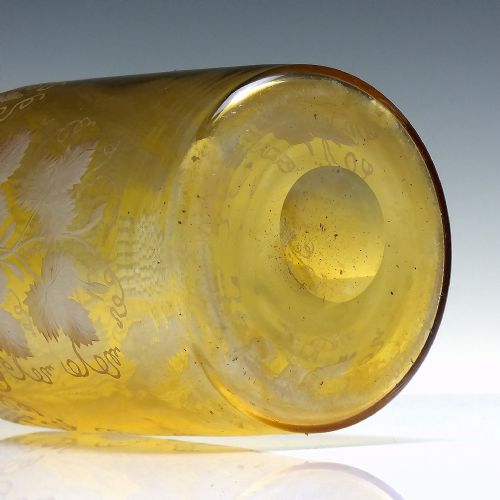 PAIR OF 19TH CENTURY ENGRAVED AMBER GLASS SERVING BOTTLES OR DECANTERS C1860 - ADDITIONAL PHOTO 6