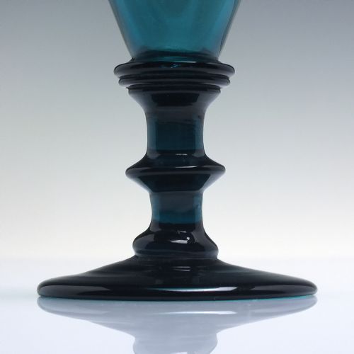 GEORGIAN TURQUOISE GREEN WINE GLASSES C1820 - ADDITIONAL PHOTO 2