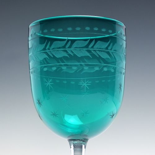 PAIR VICTORIAN ENGRAVED GREEN WINE GLASSES C1900 - ADDITIONAL PHOTO 1