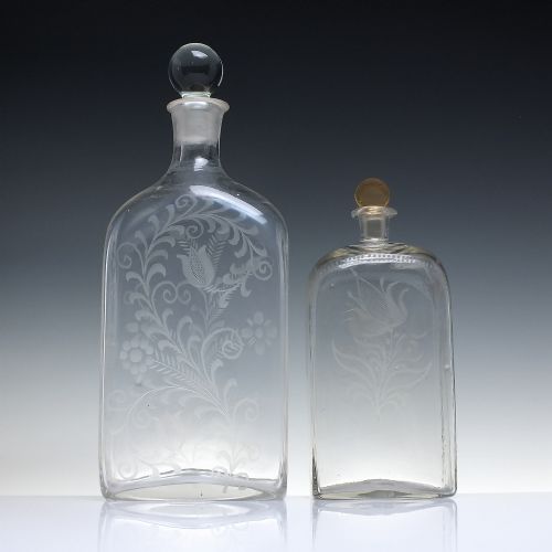 19TH CENTURY ENGRAVED MAGNUM GLASS DECANTER C1850 - ADDITIONAL PHOTO 8