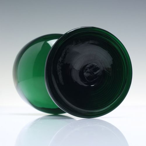 GEORGIAN BRISTOL GREEN WINE ROEMER GLASS WITH OPEN HOLLOW STEM C1820 - ADDITIONAL PHOTO 5