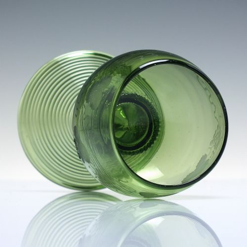 GEORGIAN ENGRAVED GREEN WINE ROEMER GLASS WITH CLOSED HOLLOW STEM C1790 - ADDITIONAL PHOTO 4