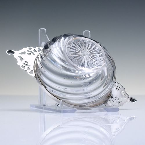 EXCEPTIONALLY RARE VICTORIAN SILVER GLASS QUAICH SHEFIELD 1894 - ADDITIONAL PHOTO 4