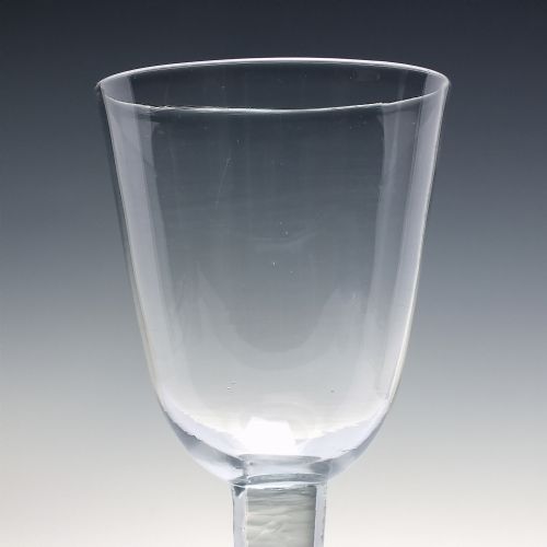 LARGE 18TH CENTURY PLAIN STEM WINE GLASS GOBLET C1750 - ADDITIONAL PHOTO 3