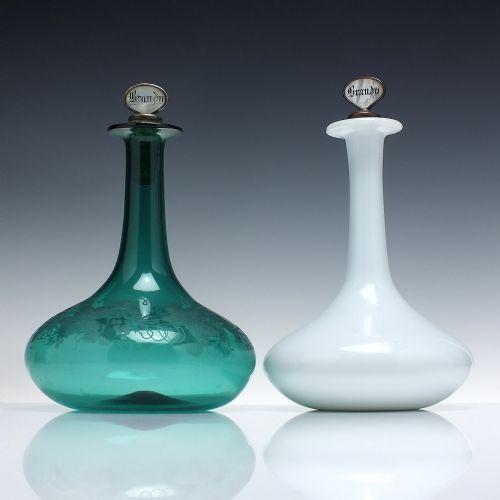 ENGRAVED GREEN GLASS MELL DECANTER C1830 - ADDITIONAL PHOTO 1