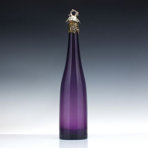 ANTIQUE 19TH CENTURY AMETHYST GLASS SERVING BOTTLE OR DECANTER C1860 - ADDITIONAL PHOTO 1