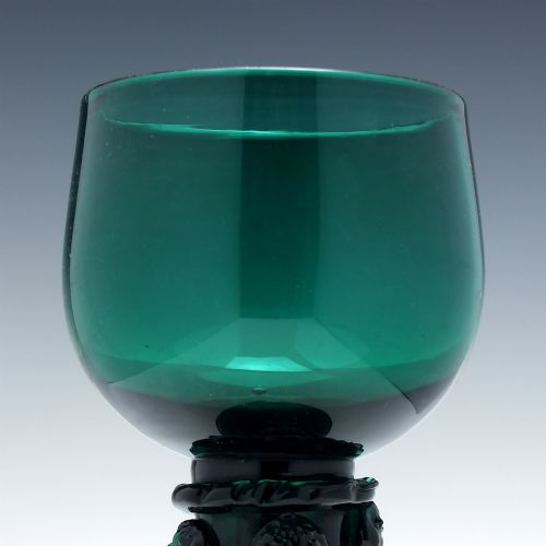 PAIR OF GEORGIAN BRISTOL GREEN WINE ROEMER GLASSES WITH HOLLOW STEM C1820 - ADDITIONAL PHOTO 1