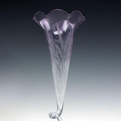 ART NOUVEAU ENGRAVED AMETHYST GLASS TRUMPET STEM VASE C1890 - ADDITIONAL PHOTO 3
