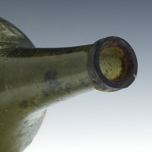 18TH CENTURY GREEN GLASS IRIDESCENT CHAMPAGNE BOTTLE C1750 PRIVY DIG FIND - ADDITIONAL PHOTO 1