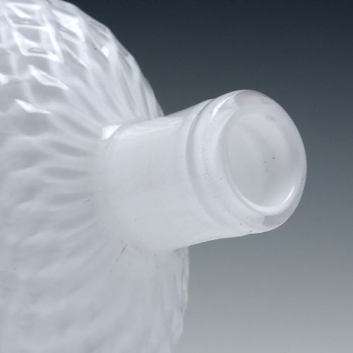 RARE 19TH CENTURY WHITE QUILT MOULDED NAILSEA GLASS FLASK C1830 - ADDITIONAL PHOTO 2