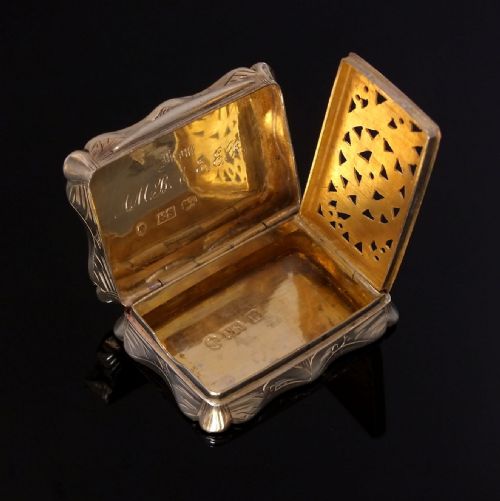 RARE VICTORIAN SILVER VINAIGRETTE BY EDWARD SMITH BIRMINGHAM 1856 - ADDITIONAL PHOTO 1