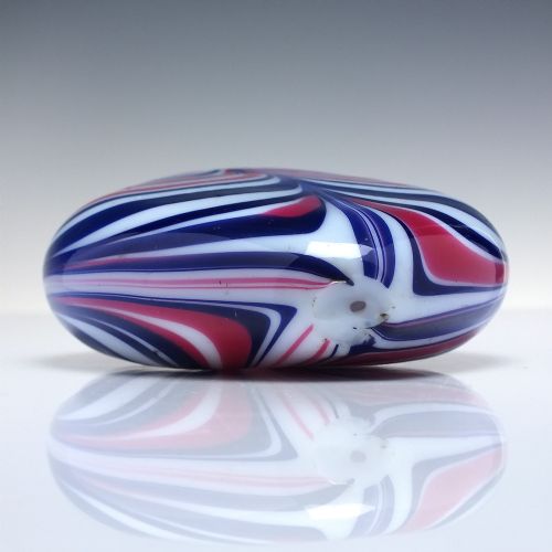 19TH CENTURY NAILSEA GLASS FLASK WITH RED WHITE BLUE TRAILING C1830 - ADDITIONAL PHOTO 2