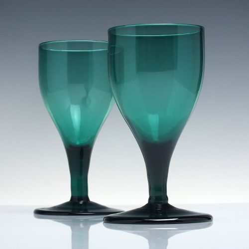 TWO GEORGIAN GREEN WINE GLASSES C1810 - ADDITIONAL PHOTO 2