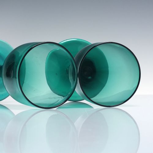 TWO GEORGIAN GREEN WINE GLASSES C1810 - ADDITIONAL PHOTO 3