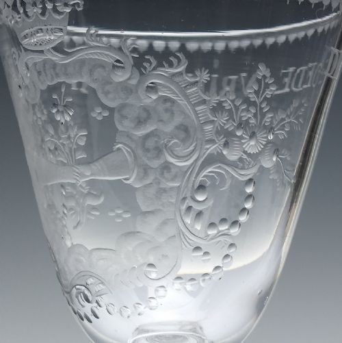 18TH CENTURY FRIENDSHIP ENGRAVED LIGHT BALUSTER WINE GLASS C1750 - ADDITIONAL PHOTO 3