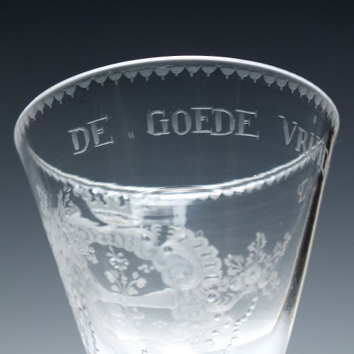 18TH CENTURY FRIENDSHIP ENGRAVED LIGHT BALUSTER WINE GLASS C1750 - ADDITIONAL PHOTO 4