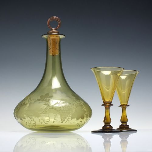 ENGRAVED AMBER GLASS MELL DECANTER C1830 - ADDITIONAL PHOTO 1