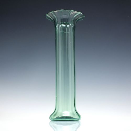 TALL ART NOUVEAU GREEN GLASS VASE C1900 - ADDITIONAL PHOTO 1
