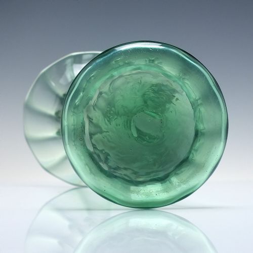 TALL ART NOUVEAU GREEN GLASS VASE C1900 - ADDITIONAL PHOTO 3
