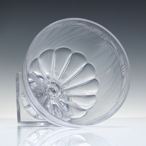 GEORGIAN ENGRAVED GLASS RUMMER WITH LEMON SQUEEZER FOOT C1800 - ADDITIONAL PHOTO 3