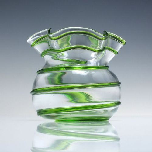 SET OF THREE EDWARDIAN STUART SONS GREEN TRAILED VASES C1910 - ADDITIONAL PHOTO 2
