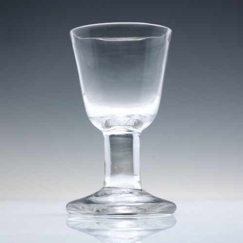 GEORGIAN PLAIN STEM FIRING GLASS WITH ROUND FUNNEL BOWL C1750 - ADDITIONAL PHOTO 2