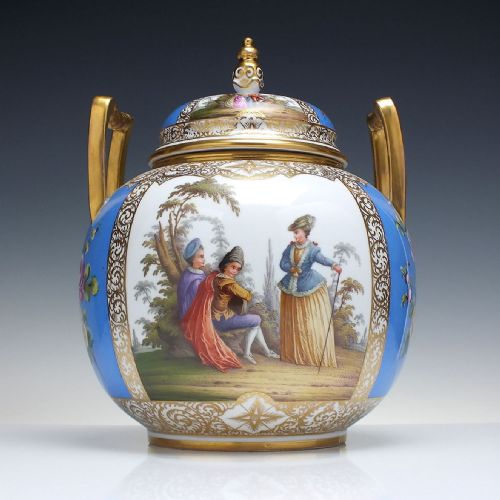 SPECTACULAR LARGE DRESDEN PORCELAIN LIDDED URN BY HELENA WOLFSON C1870 - ADDITIONAL PHOTO 1
