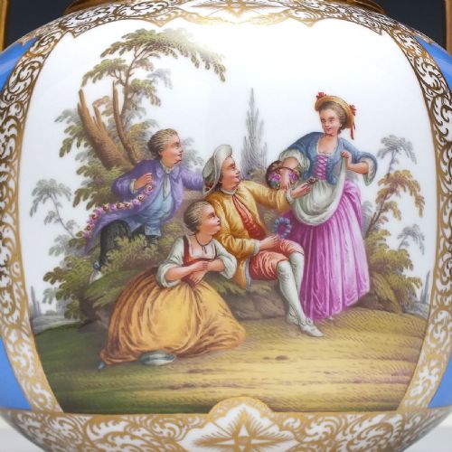 SPECTACULAR LARGE DRESDEN PORCELAIN LIDDED URN BY HELENA WOLFSON C1870 - ADDITIONAL PHOTO 9