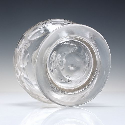 18TH CENTURY ENGRAVED PERSONAL GLASS GIN DECANTER C1750 - ADDITIONAL PHOTO 3