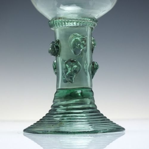 18TH CENTURY GREEN ENGLISH EXPORT WINE ROEMER GLASS WITH HOLLOW STEM C1790 - ADDITIONAL PHOTO 2