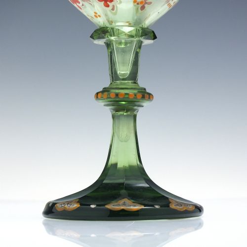 VICTORIAN 19TH CENTURY LOBMEYER ENAMELLED ARMORIAL GREEN WINE GLASS GOBLET C1890 - ADDITIONAL PHOTO 2