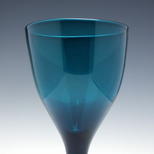 PAIR OF 18TH CENTURY GEORGIAN PEACOCK BLUE WINE GLASSES C1790 - ADDITIONAL PHOTO 2