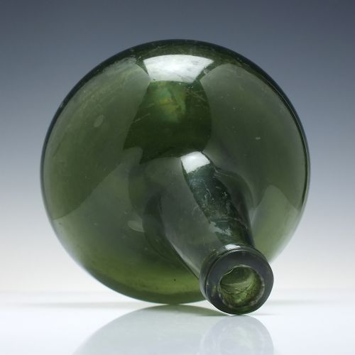 EARLY 18TH CENTURY GEORGIAN GLASS ONION WINE BOTTLE C1705 - ADDITIONAL PHOTO 2