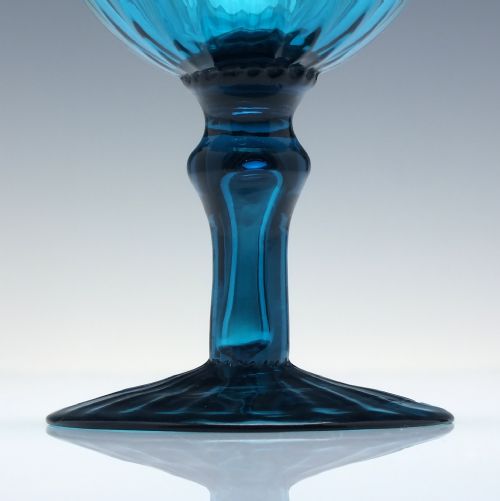 RARE 18TH CENTURY TURQUOISE BLUE RIB MOULDED WINE GLASS C1790 - ADDITIONAL PHOTO 3