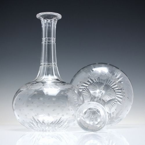 PAIR OF VICTORIAN UNION ENGRAVED SHAFT GLOBE GLASS DECANTERS C1880 - ADDITIONAL PHOTO 1