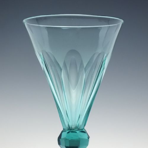 GEORGIAN TEAL GREEN WINE GLASS C1825 - ADDITIONAL PHOTO 1