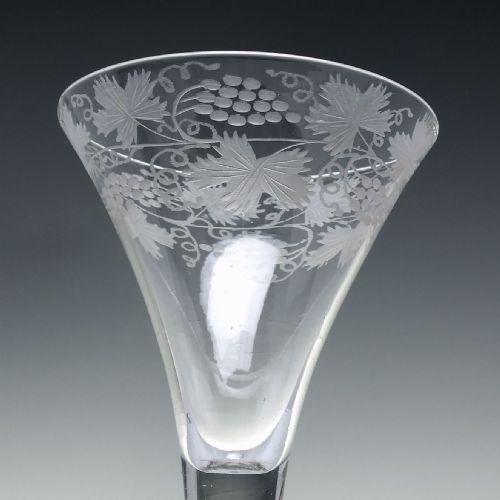 TALL 18TH CENTURY ENGRAVED BALUSTER WINE GLASS GOBLET C1730 - ADDITIONAL PHOTO 2