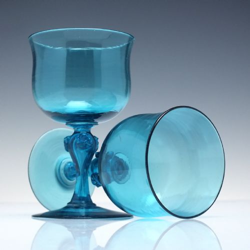 PAIR ANTIQUE ITALIAN MURANO SALVIATI BLUE WINE GLASSES C1900 - ADDITIONAL PHOTO 1