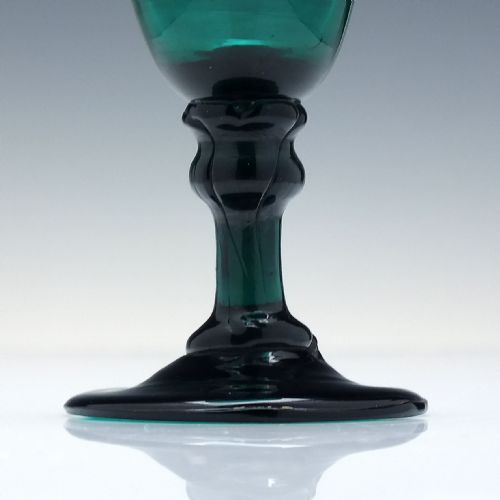 RARE GEORGIAN GREEN DRAM GLASS C1800 - ADDITIONAL PHOTO 4