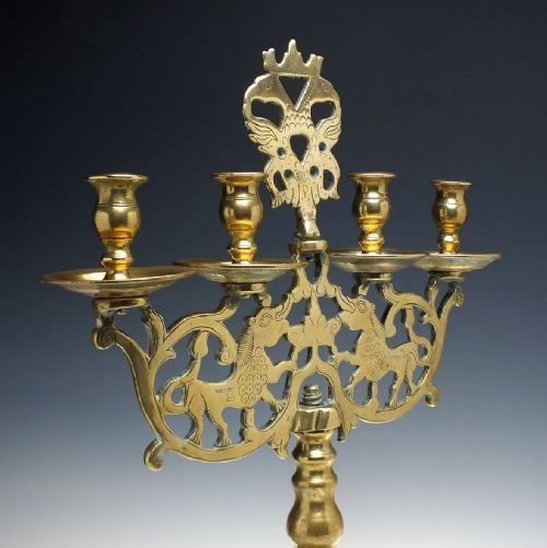 RARE 18TH CENTURY JUDAICA SHABBATSABBATH BRASS CANDELABRA C1750 - ADDITIONAL PHOTO 1