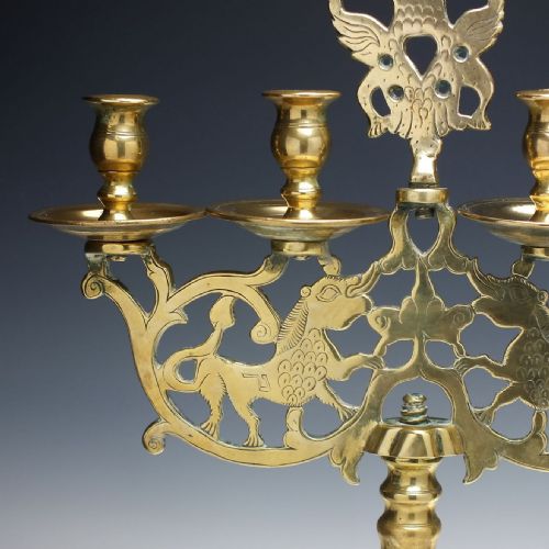 RARE 18TH CENTURY JUDAICA SHABBATSABBATH BRASS CANDELABRA C1750 - ADDITIONAL PHOTO 3