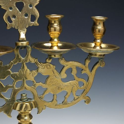 RARE 18TH CENTURY JUDAICA SHABBATSABBATH BRASS CANDELABRA C1750 - ADDITIONAL PHOTO 4
