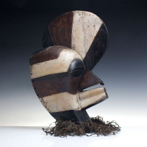 ANTIQUE AFRICAN SONGYE KIFWEBE MASK C1930 - ADDITIONAL PHOTO 1