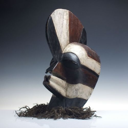 ANTIQUE AFRICAN SONGYE KIFWEBE MASK C1930 - ADDITIONAL PHOTO 3