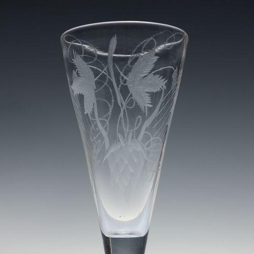 FOUR MATCHING 18TH CENTURY ENGRAVED ALE GLASSES C1760 - ADDITIONAL PHOTO 2