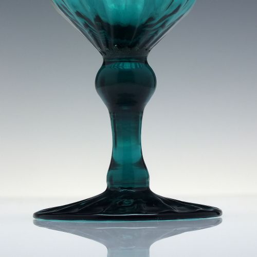 RARE 18TH CENTURY TURQUOISE GREEN RIB MOULDED WINE GLASS C1790 - ADDITIONAL PHOTO 2