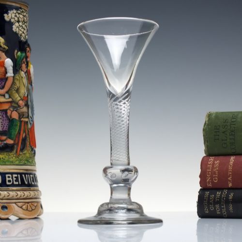 GEORGIAN 18TH CENTURY COMPOSITE WINE GLASS C1750 ON DOMED FOOT