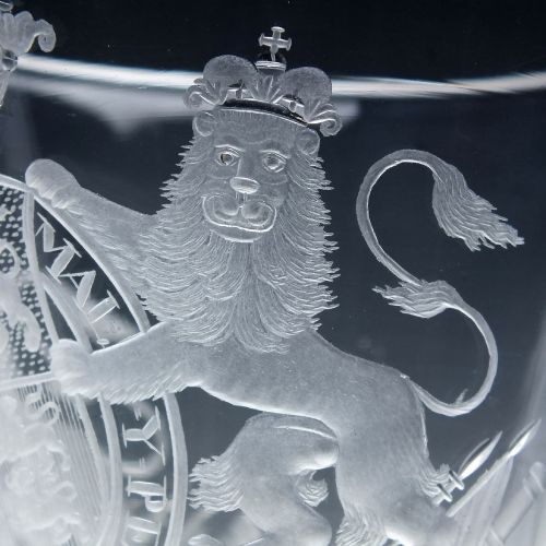 RARE 18TH CENTURY HERALDIC ARMORIAL LIGHT BALUSTER WINE GOBLET C1755 - ADDITIONAL PHOTO 8