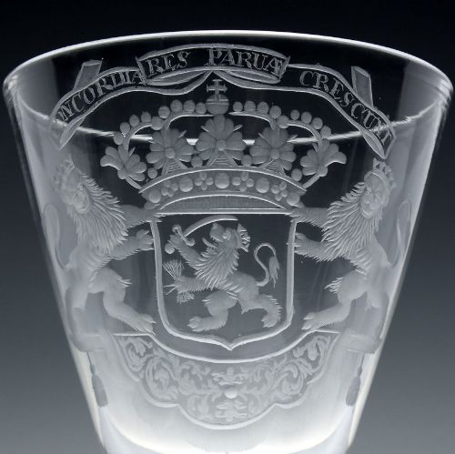 18TH CENTURY CEREMONIAL ARMORIAL PEDESTAL STEM WINE GOBLET C1730 - ADDITIONAL PHOTO 3