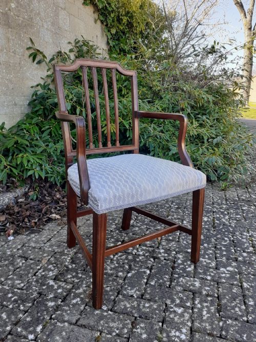 GEORGIAN CARVERDESK CHAIR CIRCA 1790 - ADDITIONAL PHOTO 1